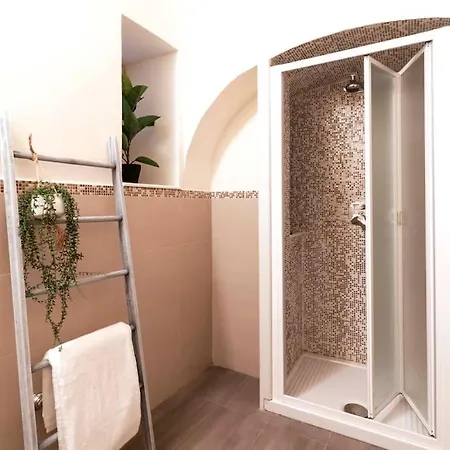 Lägenhet Monolocale Romantico A